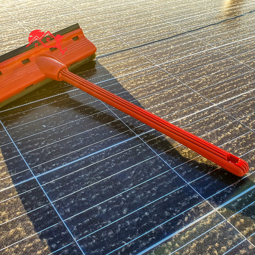Solar Panel Washing (4)_